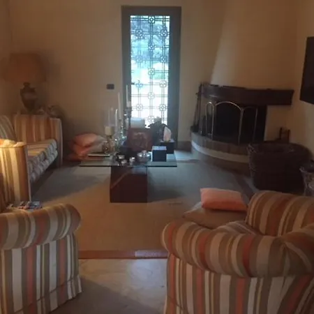 Delle Palme B&B 카르피